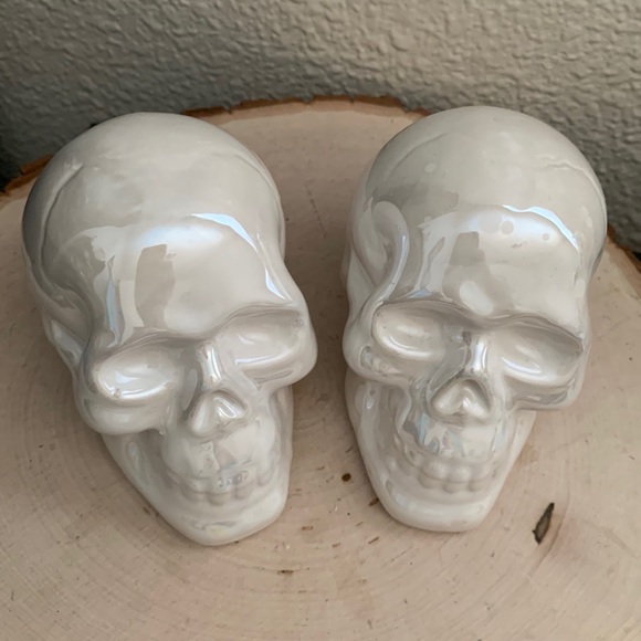 Pearlized Ceramic White Skull Halloween Decor 💀 - Picture 2 of 5